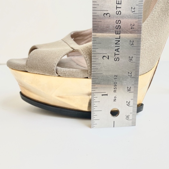 Herve Leger Geometric Platform Heels - Picture 8 of 10